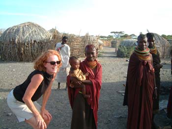 huts_women_me