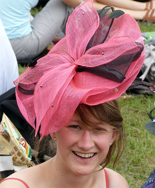 n_pink_hat