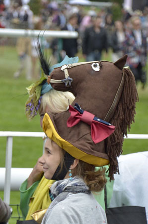 kid_horse_hat