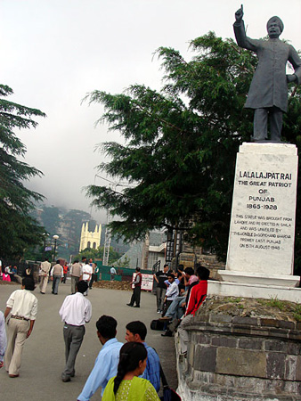 h_statue