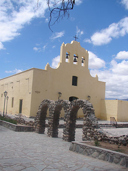 k_Cachi_church