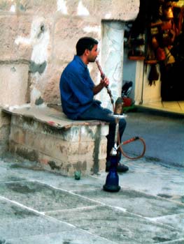 hooka_smoker