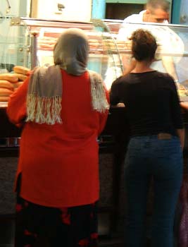 scarf_jeans