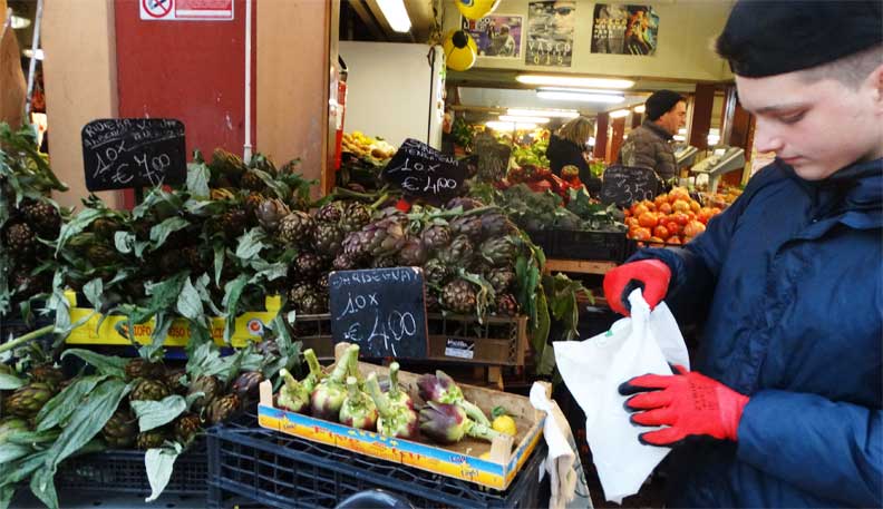 Ventimiglia market